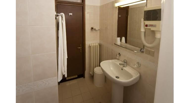 Mantegna Hotel